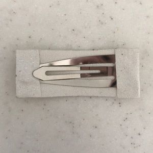 Accessories - Snap clips NWT Accessories - Snap clips NWT